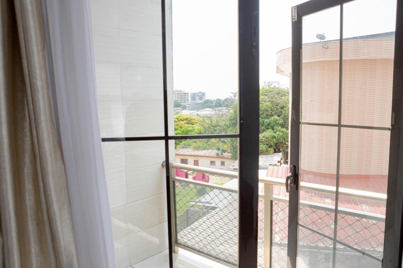 Hotel Hibiscus Louis Libreville Exterior photo